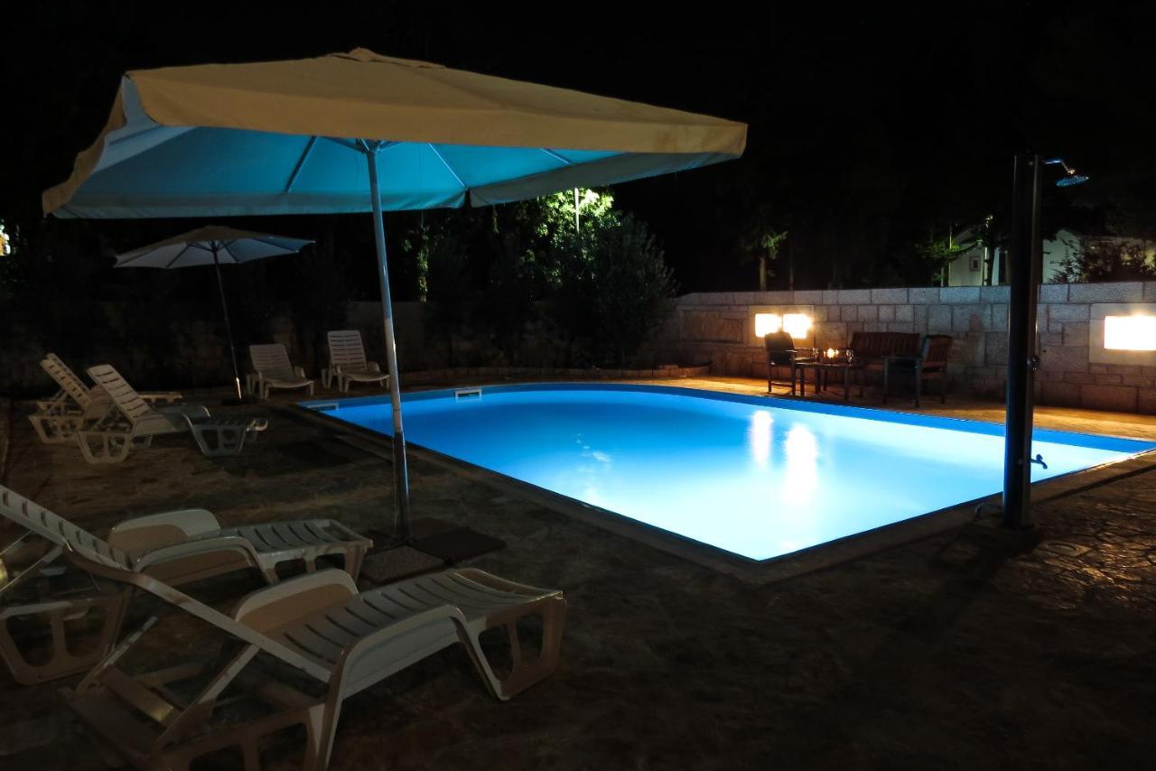 Bungalow Vice With Pool Пакоштане Екстер'єр фото