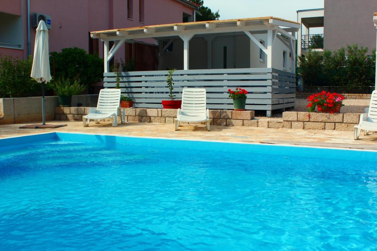 Bungalow Vice With Pool Пакоштане Екстер'єр фото