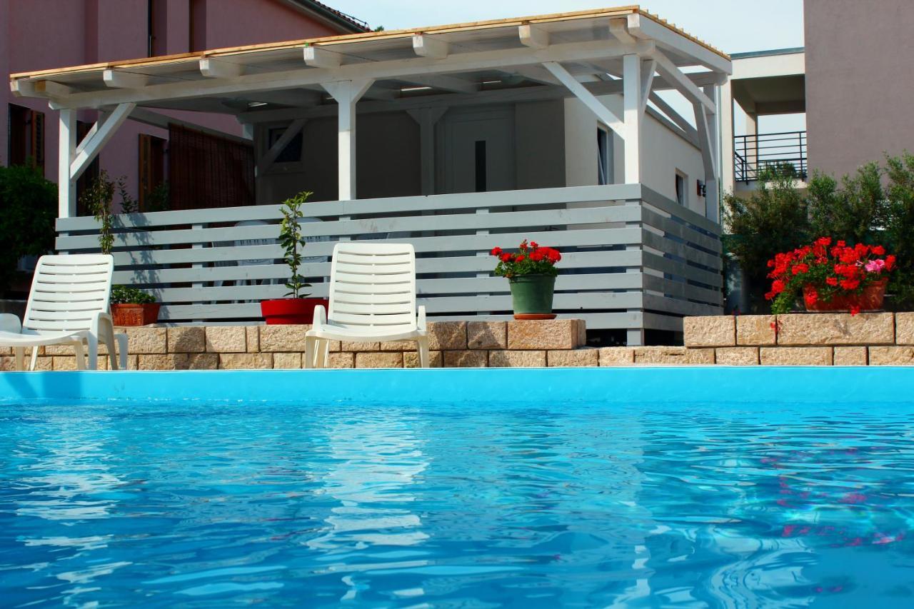 Bungalow Vice With Pool Пакоштане Екстер'єр фото